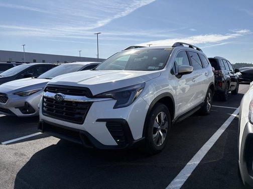 Crystal White Pearl 2025 Subaru Ascent Premium