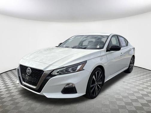 2021 Nissan Altima 2.0 SR