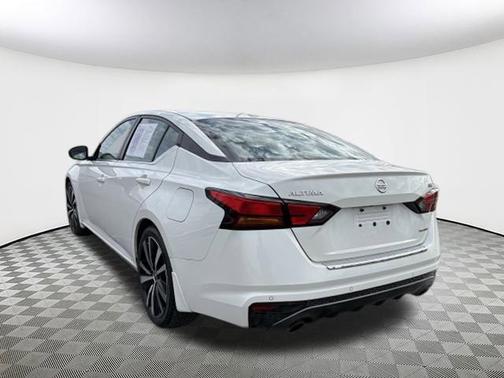 2021 Nissan Altima 2.0 SR
