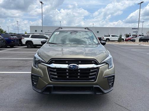 Green Metallic 2025 Subaru Ascent Limited