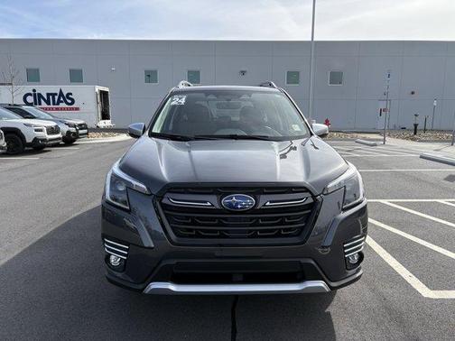 Magnetite Gray Metallic 2024 Subaru Forester Touring