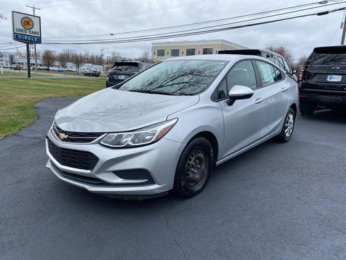 2018 Chevrolet Cruze LS
