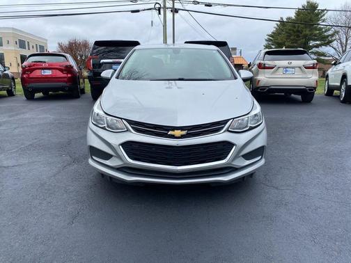 2018 Chevrolet Cruze LS