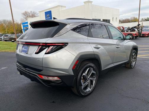 2023 Hyundai TUCSON SEL