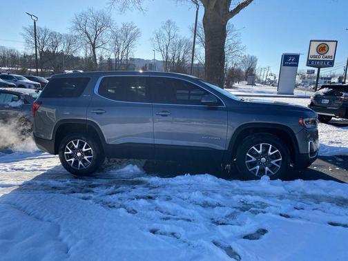 2020 GMC Acadia SLE