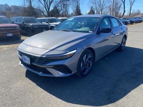 2025 Hyundai ELANTRA SEL Sport