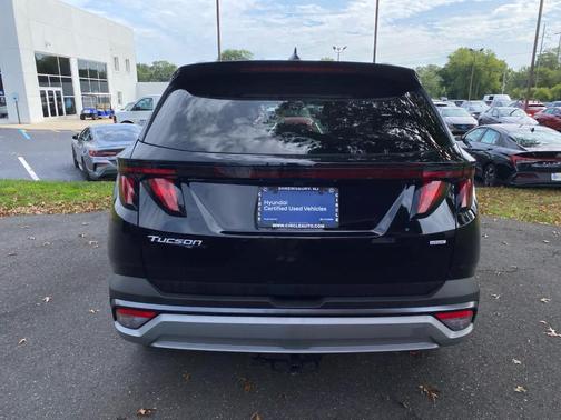 2025 Hyundai TUCSON SEL