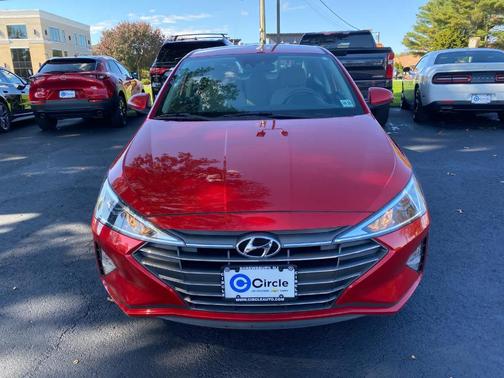 2020 Hyundai ELANTRA SE