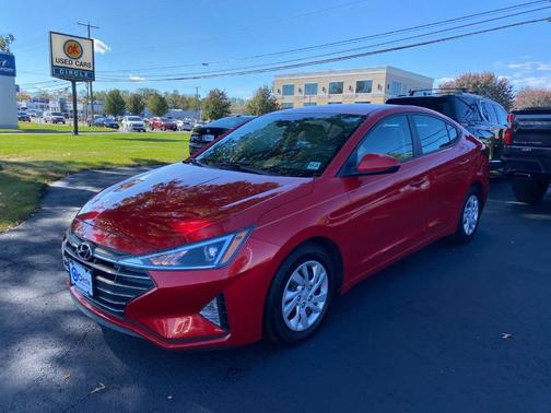 2020 Hyundai ELANTRA SE