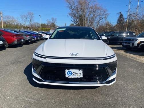 2025 Hyundai SONATA Hybrid Limited