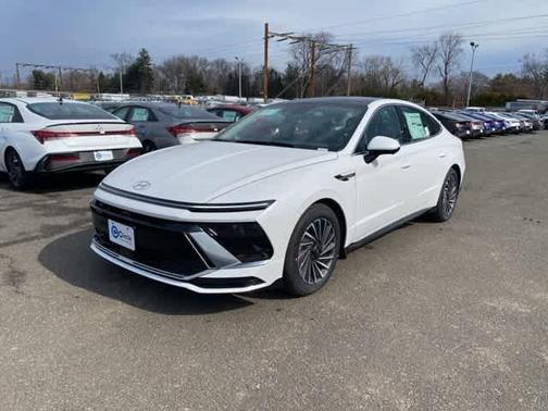 2025 Hyundai SONATA Hybrid Limited