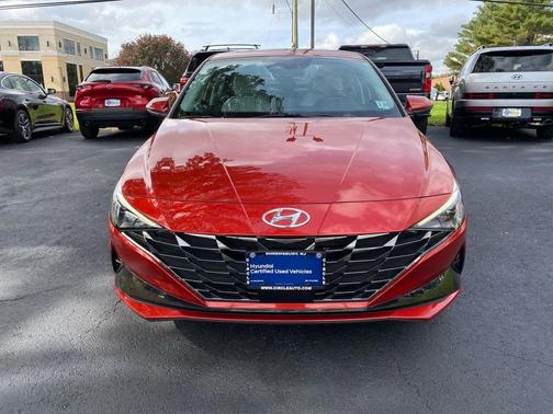 2022 Hyundai ELANTRA Limited