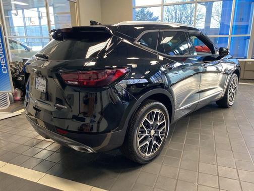 2025 Chevrolet Blazer Premier