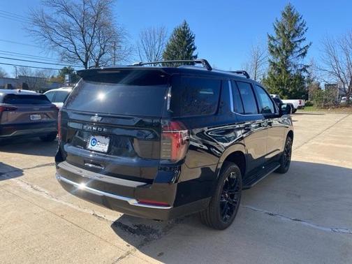 2025 Chevrolet Tahoe LS