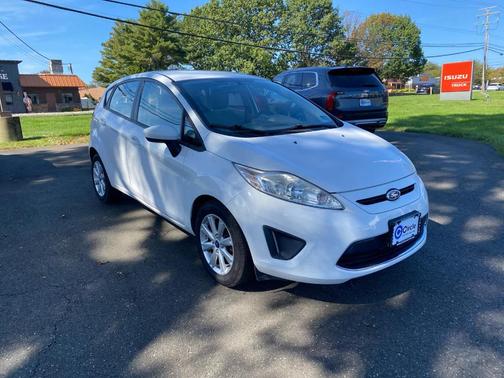 2012 Ford Fiesta SE