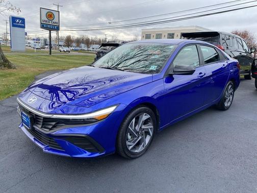 2025 Hyundai ELANTRA SEL Sport