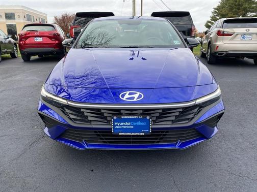 2025 Hyundai ELANTRA SEL Sport