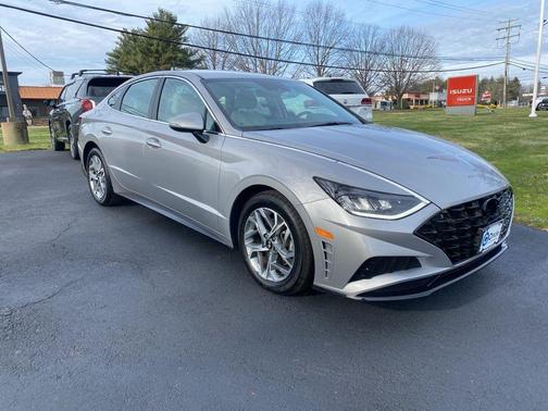 2023 Hyundai SONATA SEL