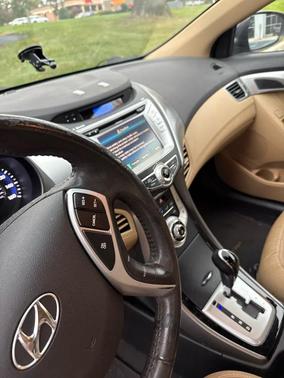 2012 Hyundai ELANTRA Limited