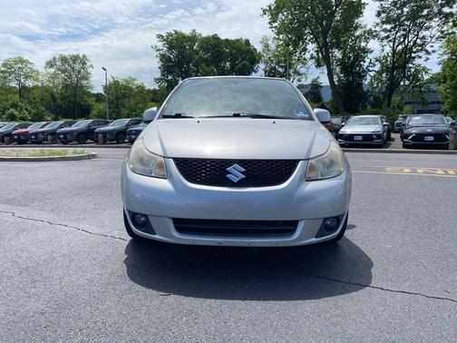 Silver 2009 Suzuki SX4