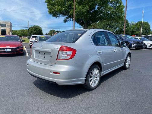 Silver 2009 Suzuki SX4