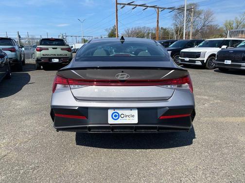 Metal 2026 Hyundai ELANTRA SEL SPORT PREMIUM
