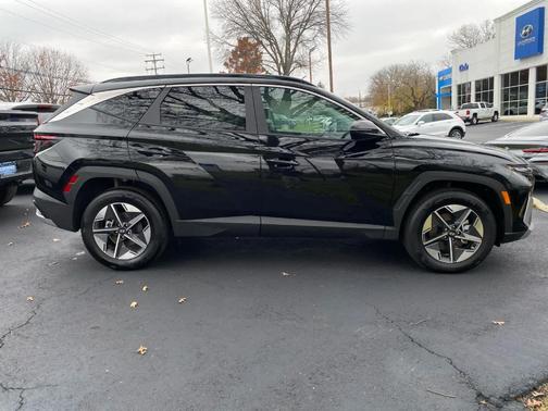 2025 Hyundai TUCSON Hybrid SEL Convenience