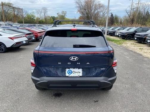 2025 Hyundai KONA SEL