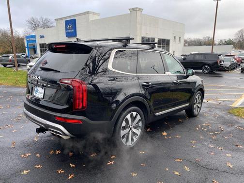 2022 Kia Telluride S