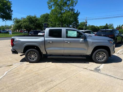 2025 Chevrolet Colorado LT