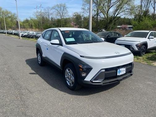 2025 Hyundai KONA SE