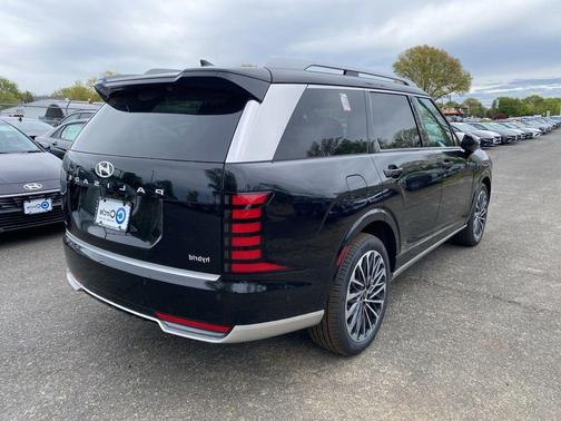 Abyss Black Pearl 2026 Hyundai Palisade Hybrid Calligraphy