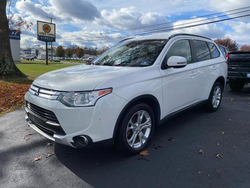 2015 Mitsubishi Outlander SE