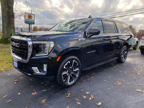 2024 GMC Yukon XL SLE