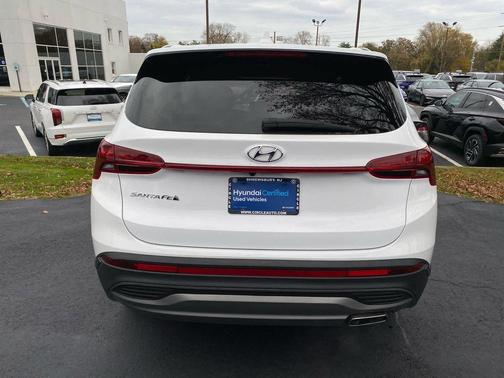 2023 Hyundai SANTA FE SE
