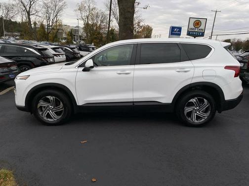 2023 Hyundai SANTA FE SE