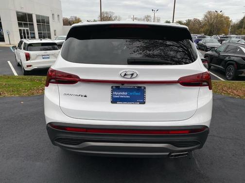 2023 Hyundai SANTA FE SE