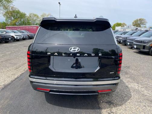 Abyss Black Pearl 2026 Hyundai PALISADE Limited
