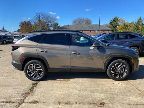 2025 Hyundai TUCSON Hybrid Limited