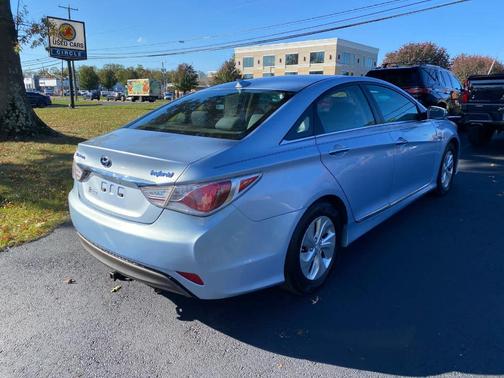 2013 Hyundai SONATA Hybrid Base
