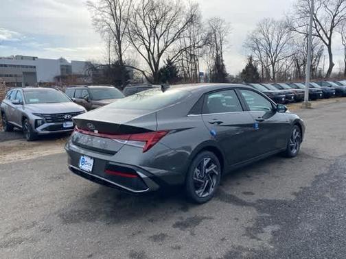2025 Hyundai ELANTRA SEL Convenience
