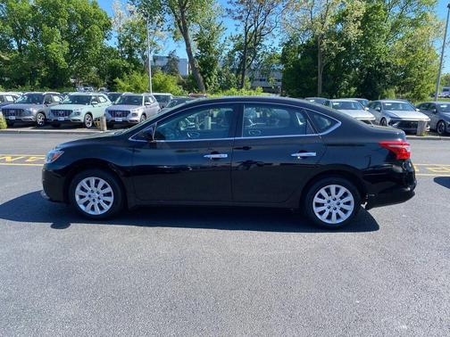 Black 2017 Nissan Sentra SV