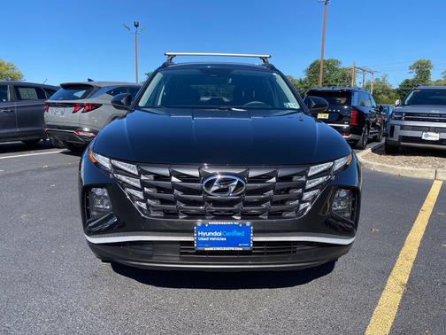 Black Pearl 2024 Hyundai TUCSON SEL