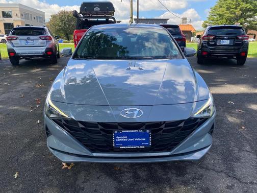 2022 Hyundai ELANTRA HEV Blue