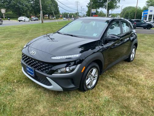 2022 Hyundai KONA SE