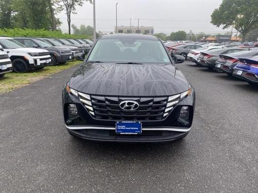 2022 Hyundai TUCSON SE
