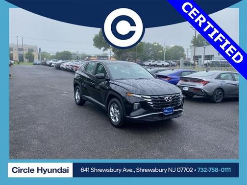2022 Hyundai TUCSON SE