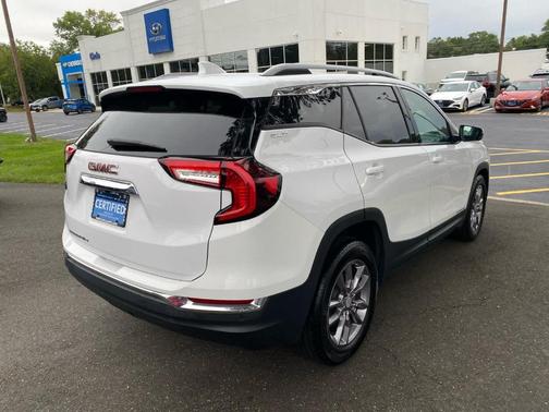 2023 GMC Terrain SLT