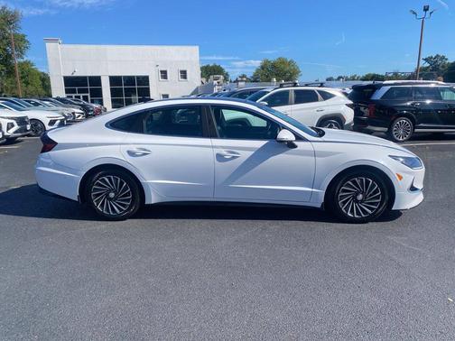 White 2023 Hyundai SONATA Hybrid Limited