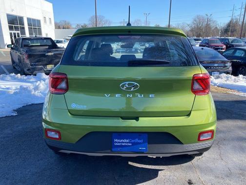 2023 Hyundai VENUE SE